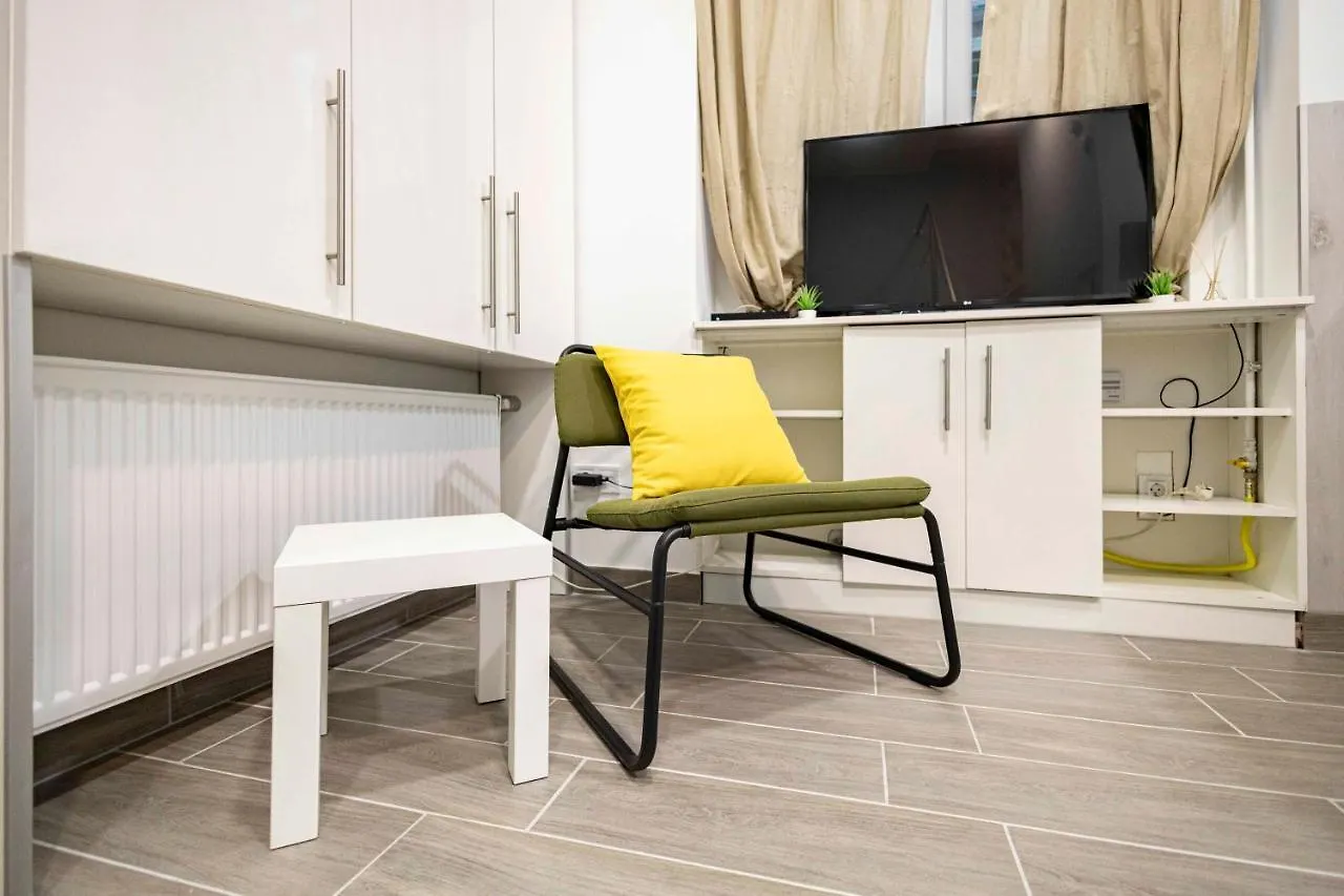 Klauzal Bella Apartment Budapest 0*,  Hungary